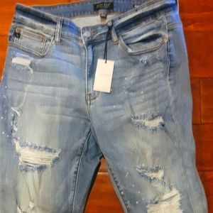Brand new Judy Blue distressed Jeans 14w Stretch